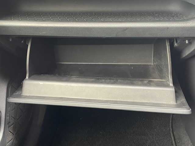 トヨタ ＲＡＶ４ ハイブリットX 茨城県 2021(令3)年 6.2万km ホワイトパールクリスタルシャイン 純正ナビ　/衝突軽減システム　/バックカメラ　/コーナーセンサー前後　/ブラインドスポットモニター　/ＬＥＤヘッドライト　/純正アルミホイール　/ＥＴＣ　/プッシュスタート　/オートマチックハイビーム　/レーンキープアシスト/パーキングアシスト/スペアキー