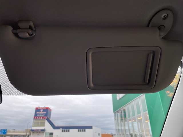 トヨタ ＲＡＶ４ ハイブリットX 茨城県 2021(令3)年 6.2万km ホワイトパールクリスタルシャイン 純正ナビ　/衝突軽減システム　/バックカメラ　/コーナーセンサー前後　/ブラインドスポットモニター　/ＬＥＤヘッドライト　/純正アルミホイール　/ＥＴＣ　/プッシュスタート　/オートマチックハイビーム　/レーンキープアシスト/パーキングアシスト/スペアキー