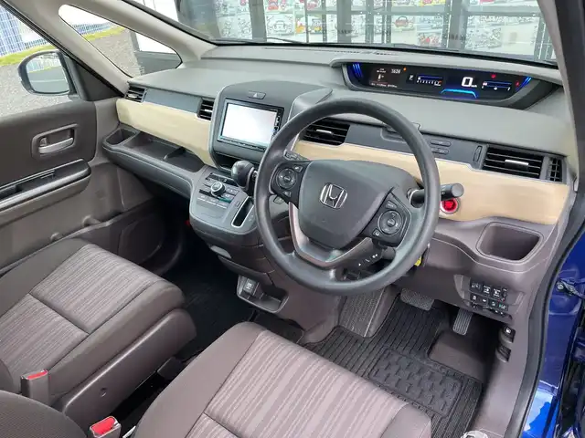 ホンダ フリード G ホンダセンシング 千葉県 2018(平30)年 1.2万km コバルトブルーパール 純正SDナビ/(Bluetooth/DVD/CD/AM/FM)/バックカメラ/衝突被害軽減システム/車線逸脱警報/クルーズコントロール/両側パワースライドドア/横滑り防止装置/ETC/ドライブレコーダー/アイドリングストップ/オートライト/ウィンカーミラー/電動格納ミラー/シートリフター/プッシュスタート/スマートキー/フロアマット/ドアバイザー/スペアキー/取扱説明書