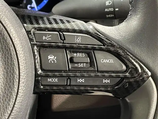 トヨタ ヤリスクロス ハイブリッド Z 愛知県 2022(令4)年 3.7万km ブラックマイカ 純正8インチコネクトナビ（BT/USB/FM/AM/Miracast)/車外カメラ（全方位/フロント/バック/サイド）/モデリスタフルエアロ/トヨタセーフティセンス/レーダークルーズコントロール/衝突被害軽減システム/レーンキープアシスト/横滑り防止装置/オートマチックハイビーム/アイドリングストップ/コーナーセンサー/パワーシート/シートヒーター/ハーフレザーシート/純正アルミホイール（18inch)/純正LEDライト/純正フロアマット/ビルトインETC/スペアキー1本/保証書/取扱説明書