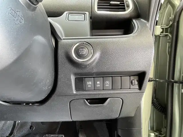 スズキ ソリオ HV MX 岩手県 2015(平27)年 7.8万km クリアライムM ４WD/左側パワースライドドア/前席シートヒーター/ロールサンシェード/横滑り防止装置/アイドリングストップ/オートエアコン/ヒーター付きドアミラー/プッシュスタート・スペアキー/CDオーディオ/ETC/助手席アンダーボックス/ヘッドライトレベライザー/純正１５インチアルミホイール/純正フロアマット/サイドエアバッグ/ドアバイザー