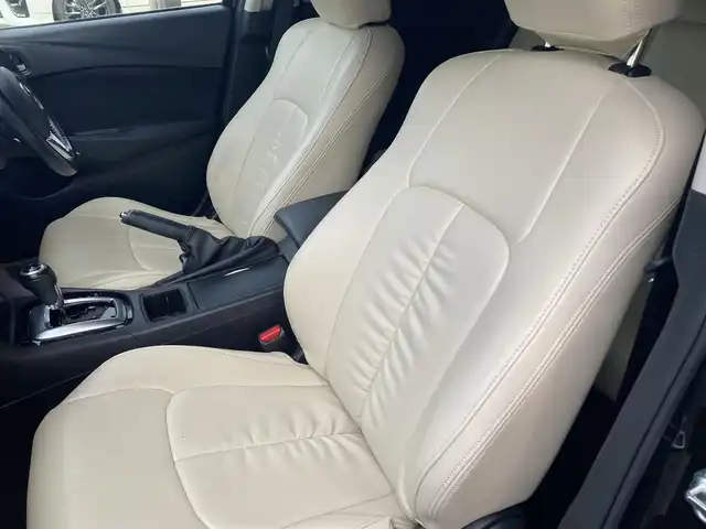 マツダ アテンザ ワゴン XD 愛知県 2013(平25)年 8.9万km ジェットブラックマイカ スマートシティブレーキサポート/ブラインドスポットモニタリング/車線逸脱警報機能/レーダークルーズコントロール/バックカメラ/ステアリングスイッチ/インテリジェントキー2ケ/プッシュスタート/キセノンヘッドライト/オートライト/スマートインETC/保証書取説有り