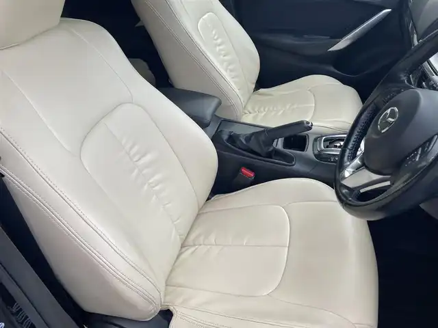 マツダ アテンザ ワゴン XD 愛知県 2013(平25)年 8.9万km ジェットブラックマイカ スマートシティブレーキサポート/ブラインドスポットモニタリング/車線逸脱警報機能/レーダークルーズコントロール/バックカメラ/ステアリングスイッチ/インテリジェントキー2ケ/プッシュスタート/キセノンヘッドライト/オートライト/スマートインETC/保証書取説有り