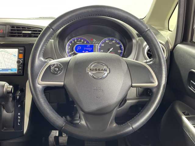 日産 デイズ ハイウェイスターG 神奈川県 2014(平26)年 4万km ブラック 純正SDナビ【MC313D-W】/AM/FM ワンセグTV  CD DVD USB Bluetooth/アラウンドビューモニター/ETC/ステアリングスイッチ/スマートキー/純正キセノンヘッドライト/フォグランプ/オートライト/ハイビームアシスト/純正15インチアルミホイール付きサマータイヤ/インテリジェントエマージェンシーブレーキ/ビークルダイナミクスコントロール/ヒルスタートアシスト/電動格納ウィンカーミラー/プッシュスタート/アイドリングストップ/純正フロアマット