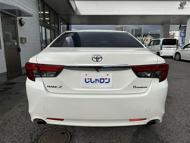 トヨタ マークＸ PREMIUM 滋賀県 2012(平24)年 7.6万km ホワイトパールクリスタルシャイン (株)IDOMが運営する【じしゃロン草津店】の自社ローン対象車両になります。こちらは現金ご利用時の価格です。/自社ローンご希望の方は別途その旨お申付け下さい。