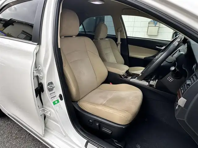 トヨタ マークＸ PREMIUM 滋賀県 2012(平24)年 7.6万km ホワイトパールクリスタルシャイン (株)IDOMが運営する【じしゃロン草津店】の自社ローン対象車両になります。こちらは現金ご利用時の価格です。/自社ローンご希望の方は別途その旨お申付け下さい。