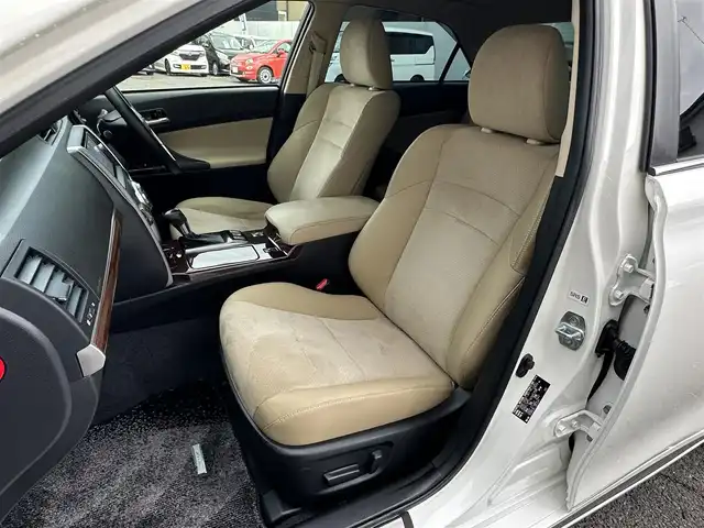 トヨタ マークＸ PREMIUM 滋賀県 2012(平24)年 7.6万km ホワイトパールクリスタルシャイン (株)IDOMが運営する【じしゃロン草津店】の自社ローン対象車両になります。こちらは現金ご利用時の価格です。/自社ローンご希望の方は別途その旨お申付け下さい。