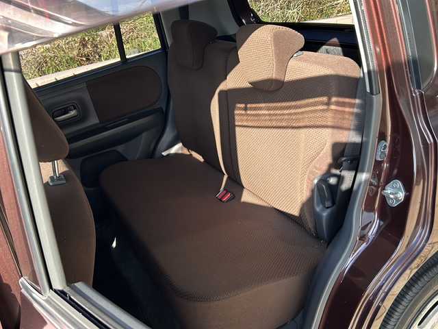 スズキ ラパン 静岡県 2013(平25)年 9万km マルーンブラウンパール ・社外ナビ（AVN112M）/・ワンセグTV（AM.FM.CD.USB）/・プッシュスタート/・ドアバイザー/・純正ホイールキャップ/・パワーウィンドウ/・社外フロアマット