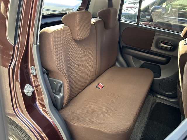 スズキ ラパン 静岡県 2013(平25)年 9万km マルーンブラウンパール ・社外ナビ（AVN112M）/・ワンセグTV（AM.FM.CD.USB）/・プッシュスタート/・ドアバイザー/・純正ホイールキャップ/・パワーウィンドウ/・社外フロアマット