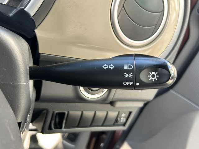 スズキ ラパン 静岡県 2013(平25)年 9万km マルーンブラウンパール ・社外ナビ（AVN112M）/・ワンセグTV（AM.FM.CD.USB）/・プッシュスタート/・ドアバイザー/・純正ホイールキャップ/・パワーウィンドウ/・社外フロアマット