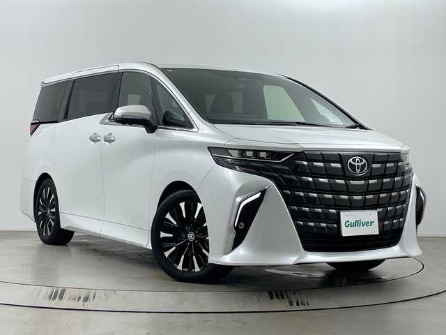 トヨタ アルファードハイブリット エグゼクティブ ラウンジ 埼玉県 2024(令6)年 1.5万km プラチナホワイトパールマイカ 左右独立ムーンルーフ　/フリップダウンモニター/ＪＢＬサウンド　/純正ナビ機能付きディスプレイオーディオ/全方位カメラ　/コーナーセンサー　/レーンキープアシスト　/レーダークルーズコントロール　/デジタルインナーミラー　/パワーバックドア　/ドライブレコーダー/ETC2.0/ロードサインアシスト/安心降車アシスト