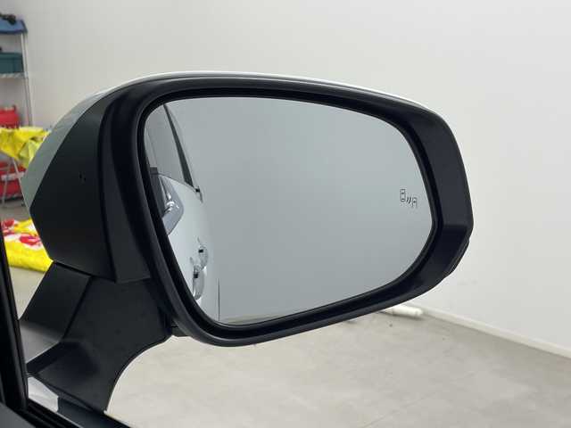 トヨタ アルファードハイブリット エグゼクティブ ラウンジ 埼玉県 2024(令6)年 1.5万km プラチナホワイトパールマイカ 左右独立ムーンルーフ　/フリップダウンモニター/ＪＢＬサウンド　/純正ナビ機能付きディスプレイオーディオ/全方位カメラ　/コーナーセンサー　/レーンキープアシスト　/レーダークルーズコントロール　/デジタルインナーミラー　/パワーバックドア　/ドライブレコーダー/ETC2.0/ロードサインアシスト/安心降車アシスト