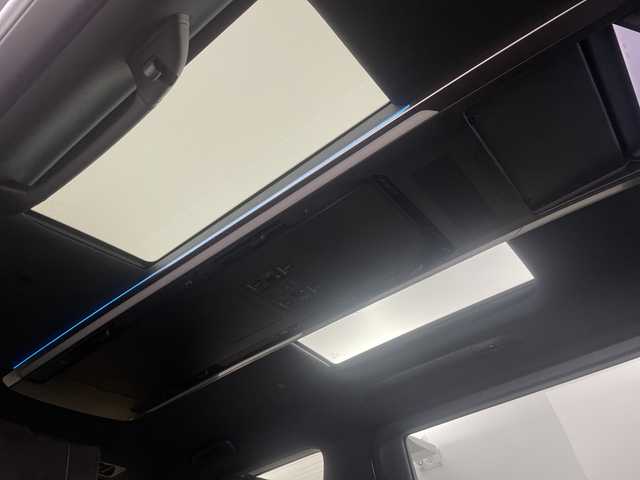 トヨタ アルファードハイブリット エグゼクティブ ラウンジ 埼玉県 2024(令6)年 1.5万km プラチナホワイトパールマイカ 左右独立ムーンルーフ　/フリップダウンモニター/ＪＢＬサウンド　/純正ナビ機能付きディスプレイオーディオ/全方位カメラ　/コーナーセンサー　/レーンキープアシスト　/レーダークルーズコントロール　/デジタルインナーミラー　/パワーバックドア　/ドライブレコーダー/ETC2.0/ロードサインアシスト/安心降車アシスト