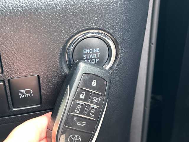 トヨタ ヴェルファイア Z Gエディション 愛媛県 2020(令2)年 3.2万km ブラック 純正ナビ/Bluetooth/フルセグ/SD/バックカメラ/クルーズコントロール追従有り/純正ドライブレコーダー前のみ/両側パワースライドドア/純正18インチAW/ETC/ベンチレーション/エアシート/シートヒーター/パワーバックドア/パワーシート/シートメモリー/サンルーフ/純正フロアマット/コーナーセンサー/フォグランプ/レーンキープアシスト/オートLEDヘッドライト/保証書/取扱説明書