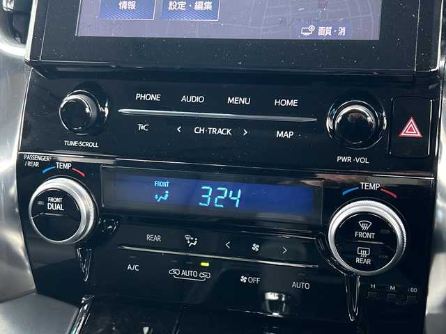 トヨタ ヴェルファイア Z Gエディション 愛媛県 2020(令2)年 3.2万km ブラック 純正ナビ/Bluetooth/フルセグ/SD/バックカメラ/クルーズコントロール追従有り/純正ドライブレコーダー前のみ/両側パワースライドドア/純正18インチAW/ETC/ベンチレーション/エアシート/シートヒーター/パワーバックドア/パワーシート/シートメモリー/サンルーフ/純正フロアマット/コーナーセンサー/フォグランプ/レーンキープアシスト/オートLEDヘッドライト/保証書/取扱説明書