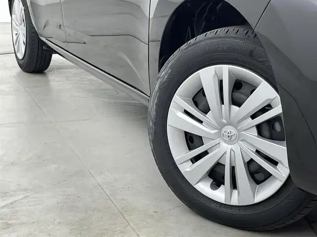 トヨタ パッソ X Lパッケージ 福岡県 2021(令3)年 1.7万km ブラックマイカメタリック 純正ナビ（ＢＴ，フルセグＴＶ）　/バックカメラ　/前後ドライブレコーダー　/コーナーセンサー　/衝突軽減ブレーキ　/アイドリングストップ　/横滑り防止　/プッシュスタート　/電動式格納ドアミラー　/ＬＥＤヘッドライト
