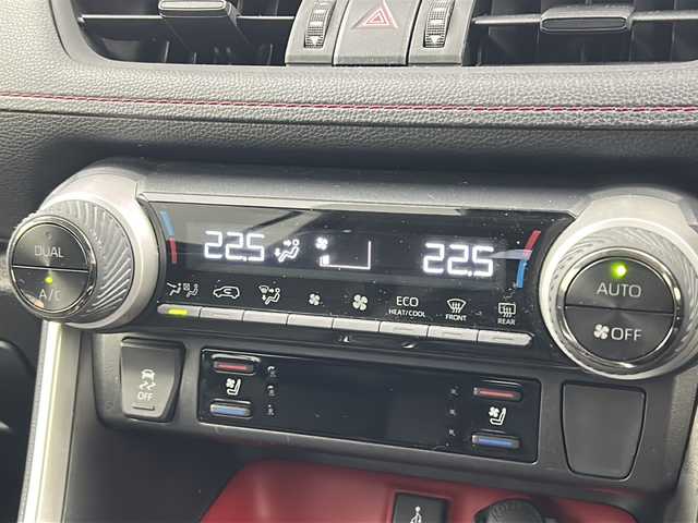 トヨタ ＲＡＶ４ アドベンチャー オフロードPKG 宮城県 2021(令3)年 6.7万km アティチュードブラックマイカ TRDエアロ/TRDフロントバンパーガーニッシュ/Toyota Safety Sense		/・プリクラッシュセーフティ		/・レーントレーシングアシスト		/・レーダークルーズコントロール		/・オートマチックハイビーム	/・クリアランスソナー	/バックカメラ/純正9型DAナビ/・BT.USB.Miracast/合皮シート/前席エアシート/前席シートヒーター/運転席パワーシート/ステアリングヒーター/パワーバックドア/ビルトインETC/革巻ステアリング/ステアリングスイッチ/電動パーキングブレーキ/LEDヘッドライト/LEDフォグランプ/ルーフレール/プッシュスタート/スマートキー/純正18inAW/純正フロアマット/プッシュスタート/スマートキー/横滑り防止装置