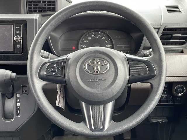 トヨタ ルーミー X S 岩手県 2017(平29)年 7.7万km パールホワイトⅢ 純正ナビ/AM/FM/CD/DVD/Bluetooth/禁煙車/フルセグＴＶ　/バックカメラ　/アイドリングストップ　/フリップダウンモニター　/純正ドラレコ　/両側パワースライドドア/横滑り防止装置　/衝突被害軽減　/プッシュスタート/ドアバイザー/ETC