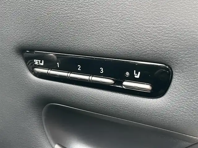 レクサス ＬＳ 500 Iパッケージ 新潟県 2020(令2)年 4.7万km ブラック ワンオーナー/４ｗｄ/メモリナビ/フルセグテレビ/アラウンドビューモニター/バックカメラ/クルーズコントロール/ドアバイザー/プッシュスタート/ETC２．０/運転席、助手席シートヒーター、クーラー/後席シートヒーター/ブレーキホールド/ブラインドスポットモニター