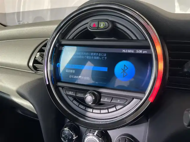 ＭＩＮＩ ミニ ヴィクトリア 静岡県 2020(令2)年 1.9万km チリ・レッド 純正HDDナビ/（USB/Bluetooth)/衝突軽減ブレーキ/バックカメラ/LEDヘッドライト/アイドリングストップ/ETC/プッシュスタート/リモコンキー