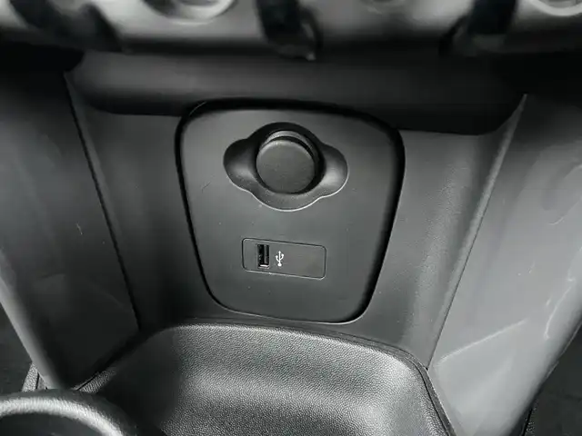 ＭＩＮＩ ミニ ヴィクトリア 静岡県 2020(令2)年 1.9万km チリ・レッド 純正HDDナビ/（USB/Bluetooth)/衝突軽減ブレーキ/バックカメラ/LEDヘッドライト/アイドリングストップ/ETC/プッシュスタート/リモコンキー
