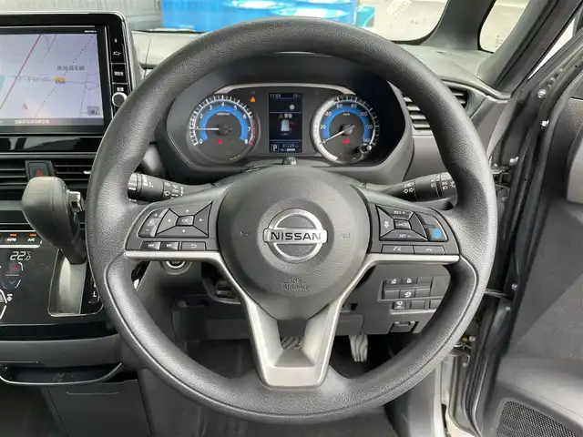 日産 ルークス HWS X プロパイロットED 滋賀県 2020(令2)年 3.2万km チタニウムグレーメタリック 禁煙車/純正9型ナビ/（CD/DVD/フルセグTV/BT/AUX/FM/AM）/インテリジェント エマージェンシーブレーキ（自動緊急ブレーキ）/踏み間違い衝突防止アシスト/ブレーキアシスト/インテリジェント FCW（前方衝突予測警報）/インテリジェント LI（車線逸脱防止支援システム）/LDW（車線逸脱警報）/インテリジェント DA（ふらつき警報）/ソナーセンサー（前後）/プロパイロット/ETC/純正ドライブレコーダー/両側パワースライドドア/快適パックA/・プラズマクラスター技術搭載リヤシーリングファン/・パーソナルテーブル〈後席〉（カップホルダー各2個、コンビニフック付、折りたたみ格納式）/・USBソケット〈助手席シートバック部〉/・ロールサンシェード〈リヤ〉/・撥水加工シート/電動パーキングブレーキ/オートブレーキホールド/LEDヘッドライト/純正14インチAW