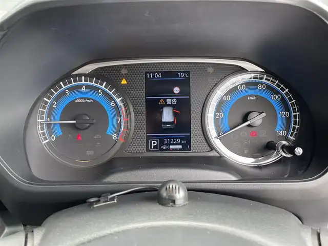 日産 ルークス HWS X プロパイロットED 滋賀県 2020(令2)年 3.2万km チタニウムグレーメタリック 禁煙車/純正9型ナビ/（CD/DVD/フルセグTV/BT/AUX/FM/AM）/インテリジェント エマージェンシーブレーキ（自動緊急ブレーキ）/踏み間違い衝突防止アシスト/ブレーキアシスト/インテリジェント FCW（前方衝突予測警報）/インテリジェント LI（車線逸脱防止支援システム）/LDW（車線逸脱警報）/インテリジェント DA（ふらつき警報）/ソナーセンサー（前後）/プロパイロット/ETC/純正ドライブレコーダー/両側パワースライドドア/快適パックA/・プラズマクラスター技術搭載リヤシーリングファン/・パーソナルテーブル〈後席〉（カップホルダー各2個、コンビニフック付、折りたたみ格納式）/・USBソケット〈助手席シートバック部〉/・ロールサンシェード〈リヤ〉/・撥水加工シート/電動パーキングブレーキ/オートブレーキホールド/LEDヘッドライト/純正14インチAW