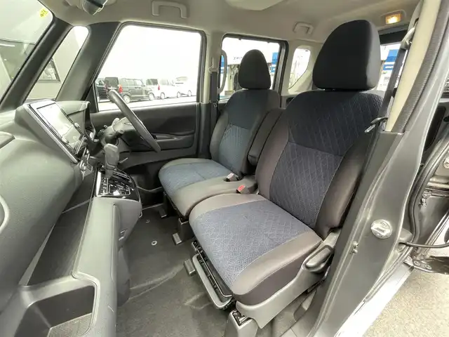 日産 ルークス HWS X プロパイロットED 滋賀県 2020(令2)年 3.2万km チタニウムグレーメタリック 禁煙車/純正9型ナビ/（CD/DVD/フルセグTV/BT/AUX/FM/AM）/インテリジェント エマージェンシーブレーキ（自動緊急ブレーキ）/踏み間違い衝突防止アシスト/ブレーキアシスト/インテリジェント FCW（前方衝突予測警報）/インテリジェント LI（車線逸脱防止支援システム）/LDW（車線逸脱警報）/インテリジェント DA（ふらつき警報）/ソナーセンサー（前後）/プロパイロット/ETC/純正ドライブレコーダー/両側パワースライドドア/快適パックA/・プラズマクラスター技術搭載リヤシーリングファン/・パーソナルテーブル〈後席〉（カップホルダー各2個、コンビニフック付、折りたたみ格納式）/・USBソケット〈助手席シートバック部〉/・ロールサンシェード〈リヤ〉/・撥水加工シート/電動パーキングブレーキ/オートブレーキホールド/LEDヘッドライト/純正14インチAW