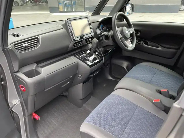 日産 ルークス HWS X プロパイロットED 滋賀県 2020(令2)年 3.2万km チタニウムグレーメタリック 禁煙車/純正9型ナビ/（CD/DVD/フルセグTV/BT/AUX/FM/AM）/インテリジェント エマージェンシーブレーキ（自動緊急ブレーキ）/踏み間違い衝突防止アシスト/ブレーキアシスト/インテリジェント FCW（前方衝突予測警報）/インテリジェント LI（車線逸脱防止支援システム）/LDW（車線逸脱警報）/インテリジェント DA（ふらつき警報）/ソナーセンサー（前後）/プロパイロット/ETC/純正ドライブレコーダー/両側パワースライドドア/快適パックA/・プラズマクラスター技術搭載リヤシーリングファン/・パーソナルテーブル〈後席〉（カップホルダー各2個、コンビニフック付、折りたたみ格納式）/・USBソケット〈助手席シートバック部〉/・ロールサンシェード〈リヤ〉/・撥水加工シート/電動パーキングブレーキ/オートブレーキホールド/LEDヘッドライト/純正14インチAW