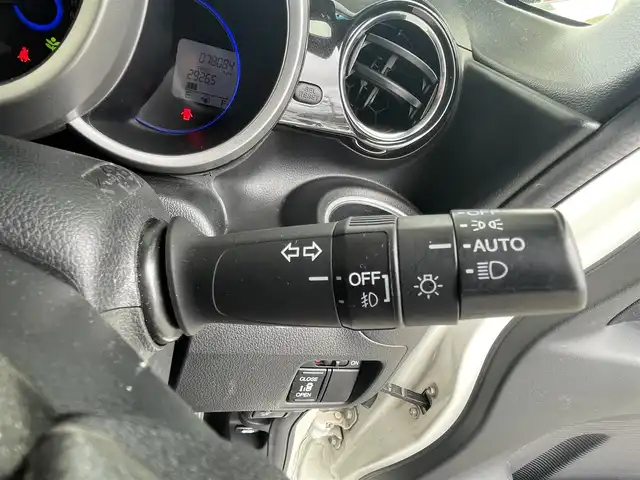 ホンダ Ｎ ＢＯＸ カスタム G Lパッケージ 愛知県 2016(平28)年 7.8万km プレミアムホワイトパールⅡ (株)IDOMが運営する【じしゃロン豊川店】の自社ローン専用車両になります。こちらは現金またはオートローンご利用時の価格です。自社ローンご希望の方は別途その旨お申付け下さい/純正ナビ/フルセグ/バックカメラ/ビルトインETC/ドライブレコーダー/パワースライドドア/シティブレーキアクティブシステム/スマートキー/オートライト/純正14インチAW