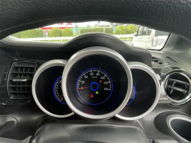 ホンダ Ｎ ＢＯＸ カスタム G Lパッケージ 愛知県 2016(平28)年 7.8万km プレミアムホワイトパールⅡ (株)IDOMが運営する【じしゃロン豊川店】の自社ローン専用車両になります。こちらは現金またはオートローンご利用時の価格です。自社ローンご希望の方は別途その旨お申付け下さい/純正ナビ/フルセグ/バックカメラ/ビルトインETC/ドライブレコーダー/パワースライドドア/シティブレーキアクティブシステム/スマートキー/オートライト/純正14インチAW
