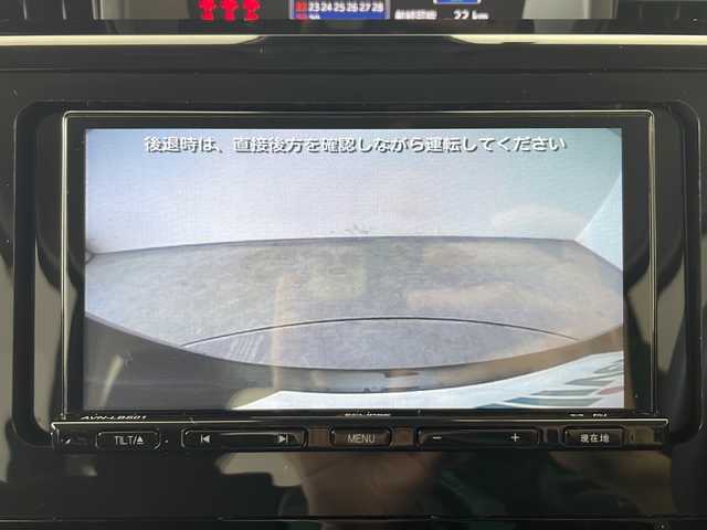 トヨタ ルーミー カスタムG 秋田県 2024(令6)年 0.6万km ブラックマイカメタリック ４WD/社外ナビ【AM/FM/BT】 /バックカメラ　/両側パワースライドドア /ETC /クルーズコントロール　/アイドリングストップ　/スマートキー　/プッシュスタート/LEDヘッドライト　/フォグライト /スマートアシスト/衝突被害軽減システム/横滑り防止装置/レーンキープアシスト/自動パーキングブレーキ/オートホールド/PWR　/オートライト/オートエアコン /純正AW/ウィンカーミラー /リアサンシェード /電格ミラー/社外フロアマット/革巻きステアリング