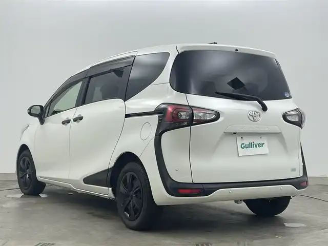トヨタ シエンタ G グランパー 岡山県 2020(令2)年 5.2万km ホワイトパールクリスタルシャイン パノラミックビューモニター/純正ナビ/【Bluetooth/フルセグTV/CD/DVD】/衝突軽減ブレーキ/両側電動スライドドア/ビルトインＥＴＣ２．０/ＬＥＤヘッドライト/オートハイビーム/前席シートヒーター/ステアリングヒーター/コーナーセンサー（前後）/クリアランスソナー/純正フロアマット/踏み間違い防止/ISOFIX/ステアリングスイッチ/チルトステアリング/シートリフター/ウインカーミラー/ドアバイザー/スマートキー×2/新車保証書
