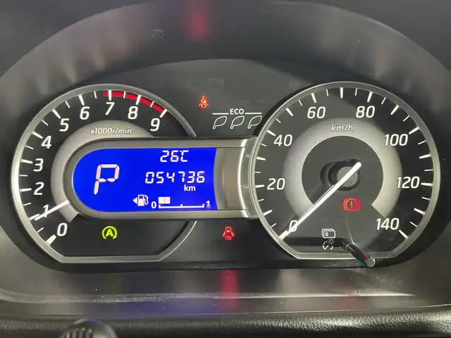 日産 デイズ ルークス ハイウェイスターX Gパッケージ 神奈川県 2015(平27)年 5.5万km スパークリングレッド/ブラック エマージェンシーブレーキ/純正ナビ/・BT/フルセグTV/SD/CD/DVD/USB/AM/FM/インテリジェントアラウンドビューモニター/後席モニター/両側電動スライドドア/ETC/nanoeエアコン/アイドリングストップ機能/インテリジェントキー/プッシュスタートボタン/革巻きステアリング/ステアリングスイッチ/シートリフター/HIDヘッドライト/フォグ/電動格納ミラー/ウィンカーミラー/純正フロアマット/純正ドアバイザー/純正アルミホイール