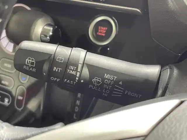 日産 デイズ ルークス ハイウェイスターX Gパッケージ 神奈川県 2015(平27)年 5.5万km スパークリングレッド/ブラック エマージェンシーブレーキ/純正ナビ/・BT/フルセグTV/SD/CD/DVD/USB/AM/FM/インテリジェントアラウンドビューモニター/後席モニター/両側電動スライドドア/ETC/nanoeエアコン/アイドリングストップ機能/インテリジェントキー/プッシュスタートボタン/革巻きステアリング/ステアリングスイッチ/シートリフター/HIDヘッドライト/フォグ/電動格納ミラー/ウィンカーミラー/純正フロアマット/純正ドアバイザー/純正アルミホイール