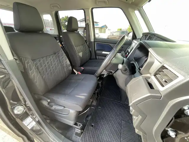 トヨタ タンク カスタムG 道央・札幌 2020(令2)年 2.8万km ブラックマイカメタリック ・４WD/・ワンオーナー/・純正SDナビ/　AM＆FM＆CD＆BT/・両側パワースライドドア/・オートエアコン/・オートライト/・寒冷地仕様/・ワイパー熱線/・アイドリングストップ/・シートヒーター/・ワンセグテレビ/・プッシュスタート/・スマートキー/・純正AW＆冬タイヤ積込/　165/65/R14/・バックカメラ/・アイドリングストップ/・ウィンカーミラー/・プッシュスタート/・ETC/・純正フロアマット/。ウィンカーミラー/・フォグライト
