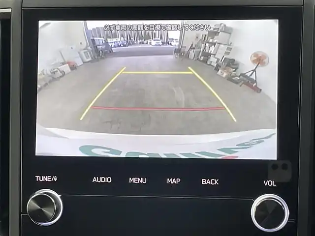 スバル フォレスター ハイブリッド アドバンス 千葉県 2021(令3)年 3.2万km クリスタルホワイトP アイサイトコアテクノロジー/・プリクラッシュブレーキ/・後退時ブレーキアシスト/・AT誤発進抑制制御/・AT誤後進抑制制御/・ツーリングアシスト/・全車速追従機能付クルーズコントロール/・定速クルーズコントロール/・車線逸脱抑制／車線逸脱警報/・ふらつき警報/・先行車発進お知らせ機能/・緊急時プリクラッシュステアリング/アイサイトセーフティプラス/・スバルリヤビークルディテクション/・アダプティブドライビングビーム/・エマージェンシーレーンキープアシスト/純正8インチビルトインナビ/・CD/DVD/Blu-ray再生/・Bluetooth接続/・フルセグTV/・バック/サイド/フロントカメラ/ブラウンレザーシート/・シートヒーター（運転席/助手席）/・パワーシート（運転席/助手席）/LEDヘッドライト/スマートキー/ETC/パワーバックドア