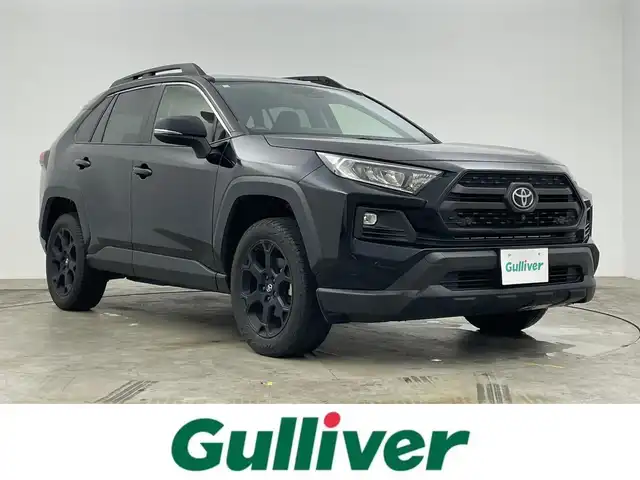 トヨタ ＲＡＶ４ アドベンチャー オフロードPKGⅡ 岡山県 2023(令5)年 3.2万km アティチュードブラックマイカ 10.5インチディスプレイオーディオ/【ナビ/BT/AppleCarPlay/AndroidAuto】/パノラミックビューモニター/セーフティセンス /・プリクラッシュセーフティ/・レーンキープアシスト/・オートハイビーム/・レーダークルーズコントロール/ブラインドスポットモニター/合皮シート/シートヒーター /シートベンチレーション/ステアリングヒーター/ルーフレール/LEDヘッドライト/純正18インチアルミホイール/4WD/ビルトインETC2.0/フロアマット/クリアランスソナー