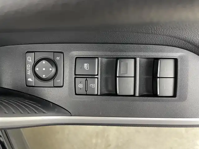トヨタ ＲＡＶ４ アドベンチャー オフロードPKGⅡ 岡山県 2023(令5)年 3.2万km アティチュードブラックマイカ 10.5インチディスプレイオーディオ/【ナビ/BT/AppleCarPlay/AndroidAuto】/パノラミックビューモニター/セーフティセンス /・プリクラッシュセーフティ/・レーンキープアシスト/・オートハイビーム/・レーダークルーズコントロール/ブラインドスポットモニター/合皮シート/シートヒーター /シートベンチレーション/ステアリングヒーター/ルーフレール/LEDヘッドライト/純正18インチアルミホイール/4WD/ビルトインETC2.0/フロアマット/クリアランスソナー