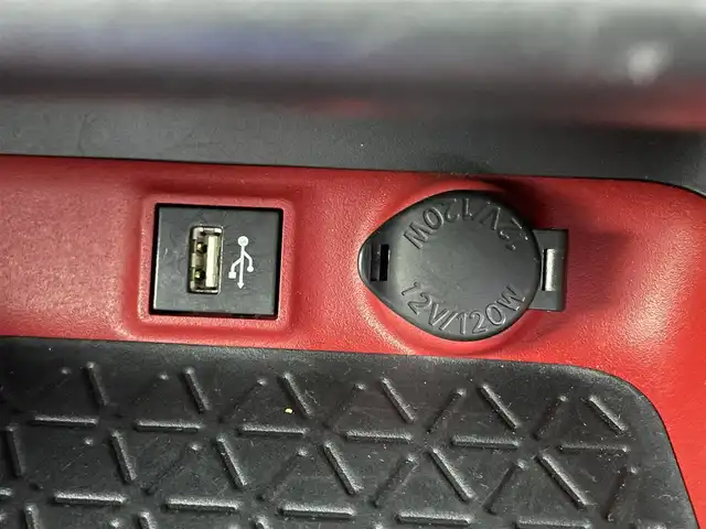 トヨタ ＲＡＶ４ アドベンチャー オフロードPKGⅡ 岡山県 2023(令5)年 3.2万km アティチュードブラックマイカ 10.5インチディスプレイオーディオ/【ナビ/BT/AppleCarPlay/AndroidAuto】/パノラミックビューモニター/セーフティセンス /・プリクラッシュセーフティ/・レーンキープアシスト/・オートハイビーム/・レーダークルーズコントロール/ブラインドスポットモニター/合皮シート/シートヒーター /シートベンチレーション/ステアリングヒーター/ルーフレール/LEDヘッドライト/純正18インチアルミホイール/4WD/ビルトインETC2.0/フロアマット/クリアランスソナー
