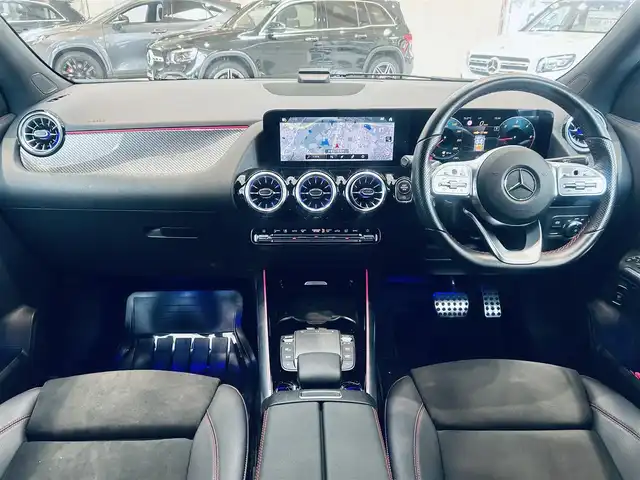 メルセデス・ベンツ ＧＬＡ２００ｄ 4マチック AMGライン 大阪府 2021(令3)年 2.9万km コスモスブラック ワンオーナー/レーダーセーフティP/ハーフレザー/メモリ付きパワーシート/シートヒーター/ACC/純正ナビ/TV/360度カメラ/純正19インチAW/LEDヘッドライト/アンビエントライト/電動リアゲート/ブラインドスポット/ワイヤレス充電