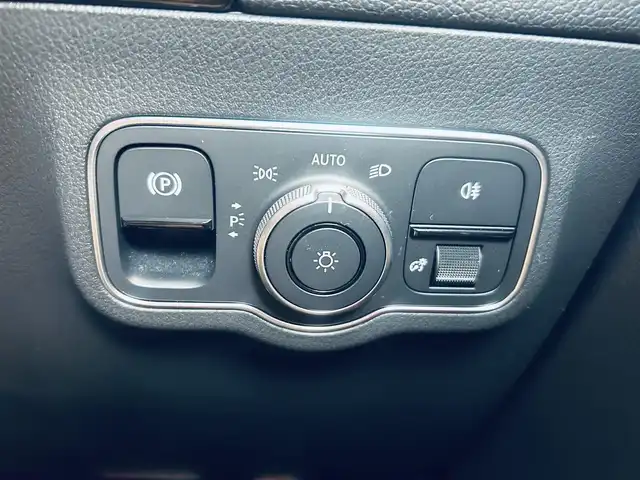 メルセデス・ベンツ ＧＬＡ２００ｄ 4マチック AMGライン 大阪府 2021(令3)年 2.9万km コスモスブラック ワンオーナー/レーダーセーフティP/ハーフレザー/メモリ付きパワーシート/シートヒーター/ACC/純正ナビ/TV/360度カメラ/純正19インチAW/LEDヘッドライト/アンビエントライト/電動リアゲート/ブラインドスポット/ワイヤレス充電