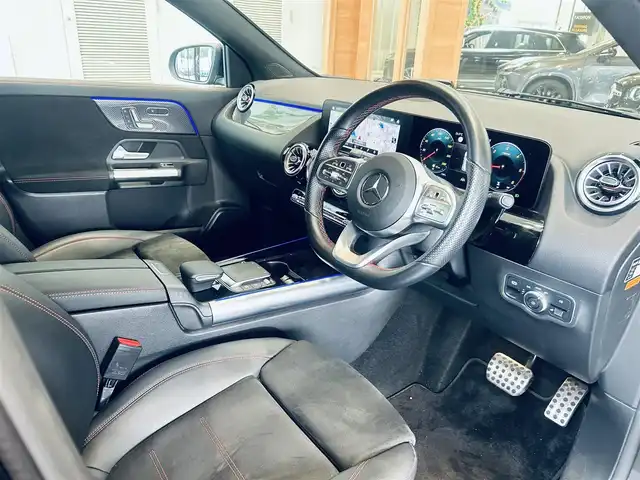 メルセデス・ベンツ ＧＬＡ２００ｄ 4マチック AMGライン 大阪府 2021(令3)年 2.9万km コスモスブラック ワンオーナー/レーダーセーフティP/ハーフレザー/メモリ付きパワーシート/シートヒーター/ACC/純正ナビ/TV/360度カメラ/純正19インチAW/LEDヘッドライト/アンビエントライト/電動リアゲート/ブラインドスポット/ワイヤレス充電