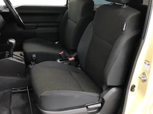 スズキ ジムニー XC 愛知県 2020(令2)年 4.3万km シフォンアイボリーM パートタイム４WD/スズキセーフティーサポート/・衝突軽減ブレーキ/・横滑り防止装置/純正SDナビ/・フルセグTV/・Bluetooth/DELTAFORCEアルミホイール/フォグランプ/前後ドライブレコーダー/LEDヘッドライト/ETC