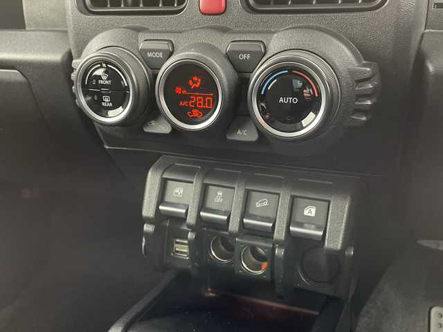 スズキ ジムニー XC 新潟県 2020(令2)年 4.3万km シフォンアイボリーM パートタイム４WD/スズキセーフティーサポート/・衝突軽減ブレーキ/・横滑り防止装置/・レーンキープアシスト/純正SDナビ/（CD/DVD/SD/BT/USB）/DELTAFORCEアルミホイール/フォグランプ/オートハイビーム/レザーステアリング/ステアリングスイッチ/前席シートヒーター/前後ドライブレコーダー/LEDヘッドライト/ETC