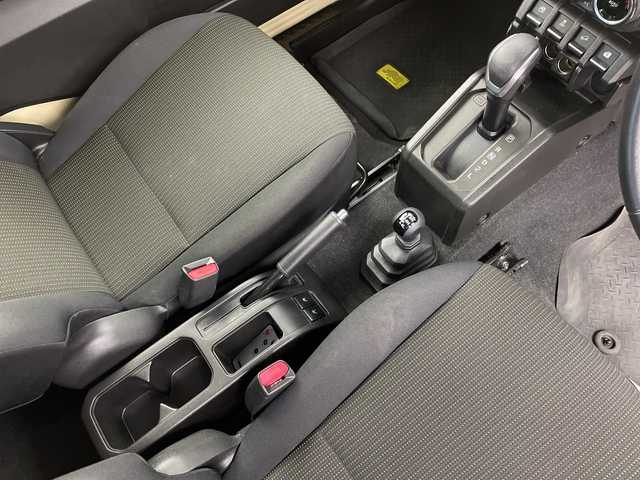 スズキ ジムニー XC 新潟県 2020(令2)年 4.3万km シフォンアイボリーM パートタイム４WD/スズキセーフティーサポート/・衝突軽減ブレーキ/・横滑り防止装置/・レーンキープアシスト/純正SDナビ/（CD/DVD/SD/BT/USB）/DELTAFORCEアルミホイール/フォグランプ/オートハイビーム/レザーステアリング/ステアリングスイッチ/前席シートヒーター/前後ドライブレコーダー/LEDヘッドライト/ETC