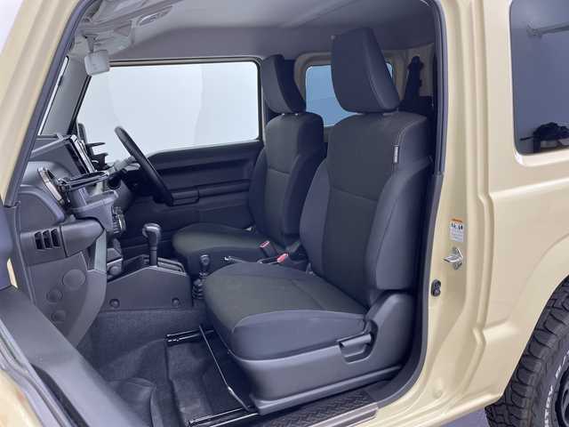 スズキ ジムニー XC 新潟県 2020(令2)年 4.3万km シフォンアイボリーM パートタイム４WD/スズキセーフティーサポート/・衝突軽減ブレーキ/・横滑り防止装置/・レーンキープアシスト/純正SDナビ/（CD/DVD/SD/BT/USB）/DELTAFORCEアルミホイール/フォグランプ/オートハイビーム/レザーステアリング/ステアリングスイッチ/前席シートヒーター/前後ドライブレコーダー/LEDヘッドライト/ETC