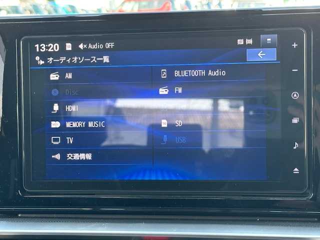 ダイハツ ロッキー プレミアム G HEV 沖縄県 2022(令4)年 2.2万km シルバー 純正ナビ/-BT/AM/FM/CD/DVD/TV　/全方位カメラ　/バックカメラ　/クルーズコントロール　/ドライブレコーダー　/ＥＴＣ２．０　/D席N席シートヒーター　/コーナーセンサー前後　/ＬＥＤヘッドライト　/オートマチックハイビーム　/パーキングアシスト/純正フロアマット/純正アルミホイール/衝突軽減システム/保証書/記録簿/取扱説明書