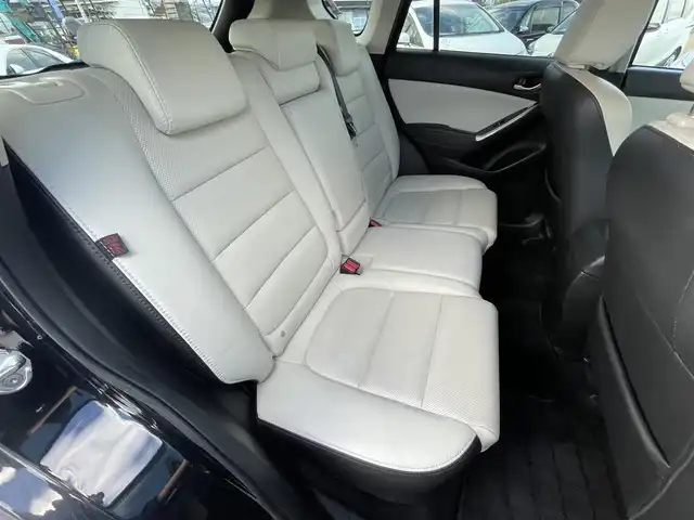 マツダ ＣＸ－５ XD Lパッケージ 神奈川県 2015(平27)年 10.7万km ジェットブラックマイカ (株)IDOMが運営する【じしゃロン秦野店】の自社ローン専用車両になります。こちらは現金またはオートローンご利用時の価格です。自社ローンご希望の方は別途その旨お申付け下さい/純正ＳＤナビ／Ｂｌｕｅｔｏｏｔｈ／ＣＤ／ＤＶＤ／フルセグＴＶ／ＵＳＢ／ＡＵＸ/バックカメラ/ＥＴＣ/前後ドライブレコーダー/ブラインドスポットモニター/衝突軽減ブレーキ/レーンキープアシスト/前席パワーシート