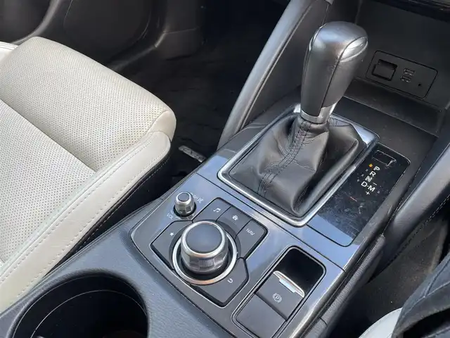 マツダ ＣＸ－５ XD Lパッケージ 神奈川県 2015(平27)年 10.7万km ジェットブラックマイカ (株)IDOMが運営する【じしゃロン秦野店】の自社ローン専用車両になります。こちらは現金またはオートローンご利用時の価格です。自社ローンご希望の方は別途その旨お申付け下さい/純正ＳＤナビ／Ｂｌｕｅｔｏｏｔｈ／ＣＤ／ＤＶＤ／フルセグＴＶ／ＵＳＢ／ＡＵＸ/バックカメラ/ＥＴＣ/前後ドライブレコーダー/ブラインドスポットモニター/衝突軽減ブレーキ/レーンキープアシスト/前席パワーシート